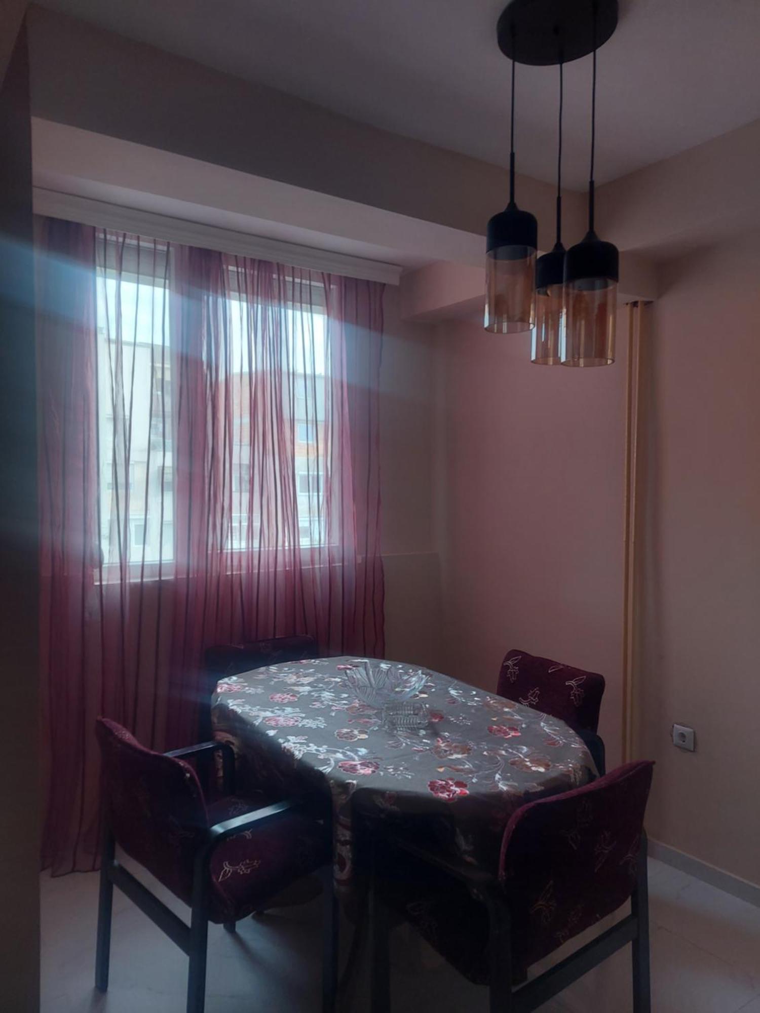 Hana'S Luxury Apartment Skopje Bagian luar foto