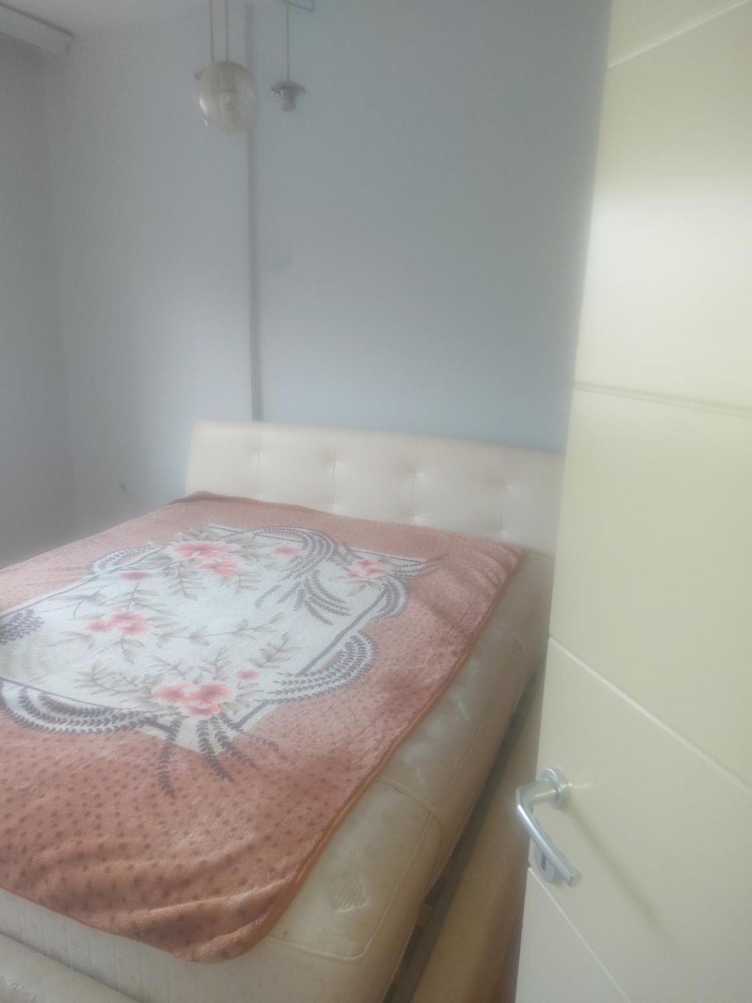 Hana'S Luxury Apartment Skopje Bagian luar foto